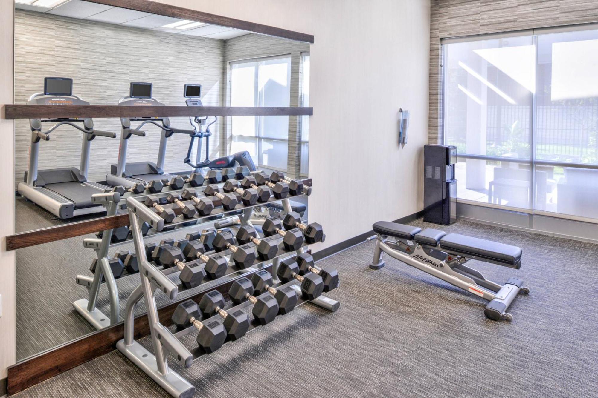 Courtyard By Marriott Columbus Grove City Exterior foto